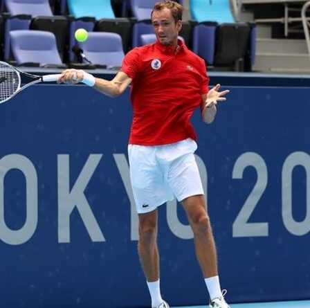 Daniil Medvedev dit à l'arbitre "Je peux mourir" dans une chaleur suffocante aux Jeux olympiques de Tokyo 2020