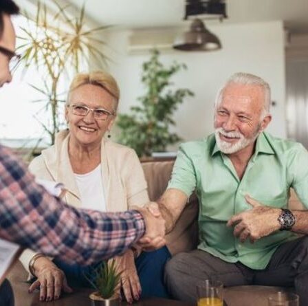 Droits de succession : comment économiser de l'argent et subvenir aux besoins de votre famille grâce aux dons financiers
