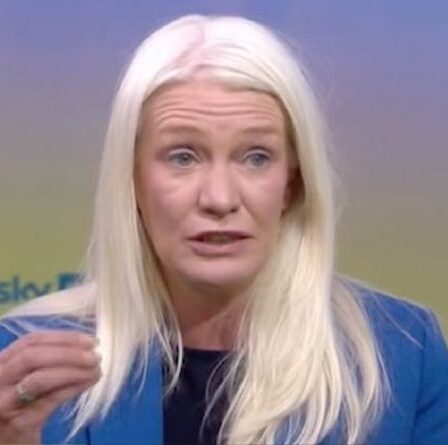 Élection partielle de Batley et Spen: les conservateurs blâment Matt Hancock après avoir perdu contre les travaillistes par 323 voix