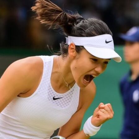 Emma Radacanu "a une chance" de gagner Wimbledon selon l'ancien champion