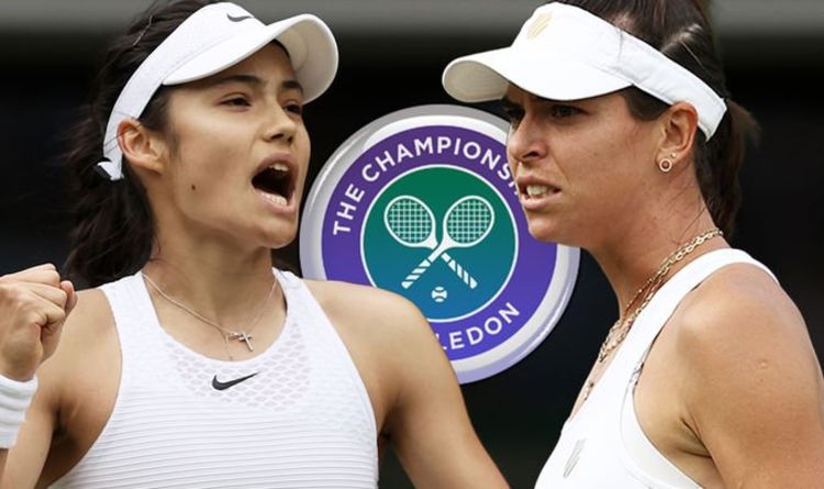 Emma Raducanu vs Ajla Tomljanovic EN DIRECT: le score de Wimbledon est mis à jour alors que le Britannique fait une offre pour l'histoire