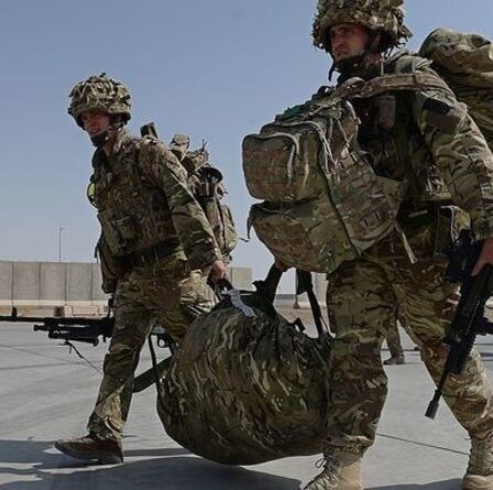 « Énorme erreur ! »  L'ancien chef du MI6 met en garde contre le retrait des troupes afghanes