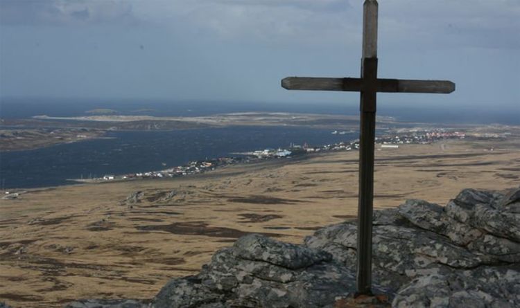 Enquête aux îles Falkland : l'Argentine lance des recherches pour identifier les soldats tués à la guerre