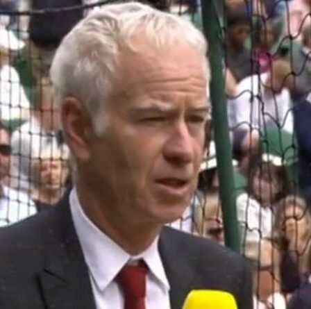 "Il ne gagnera pas" John McEnroe claque l'offre de Roger Federer pour gagner Wimbledon cette année