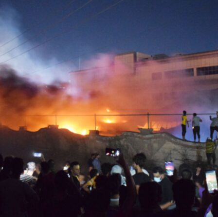 Incendie en Irak: au moins 50 morts alors qu'un incendie ravage le service de Covid à l'hôpital