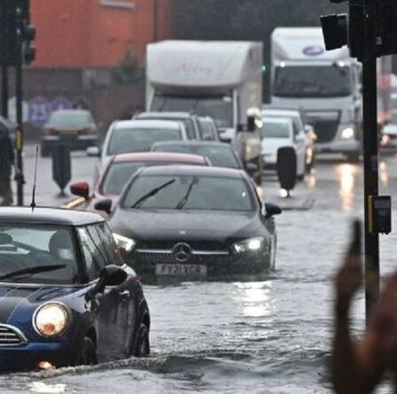 Inondations à Londres : la capitale frappée par un MOIS de pluie en seulement trois heures
