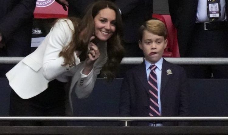 Kate Middleton rayonne en regardant l'Angleterre marquer avec William et George lors de la finale de l'Euro