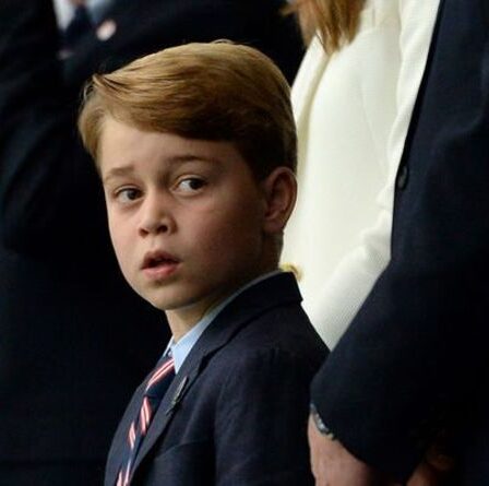 Kate et William vont rompre avec la tradition royale après que le prince George se soit moqué des trolls en ligne