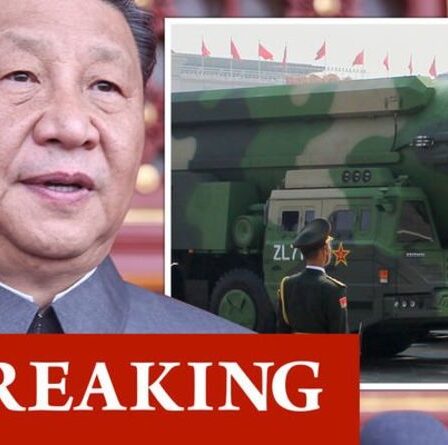 La Chine déclenche une panique de masse: les États-Unis avertissent Pékin "semble s'écarter" de la stratégie nucléaire