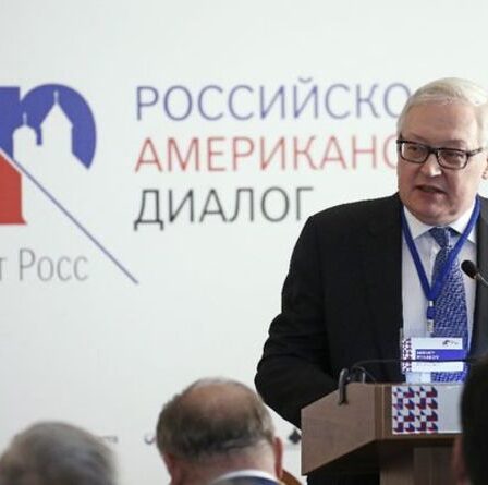 La Russie avertit Biden de rester en dehors de l'Asie centrale après le départ des troupes américaines d'Afghanistan