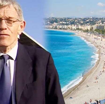 "La confiance des voyageurs complètement détruite": Simon Calder prévient que "ce ne sera pas un été normal"