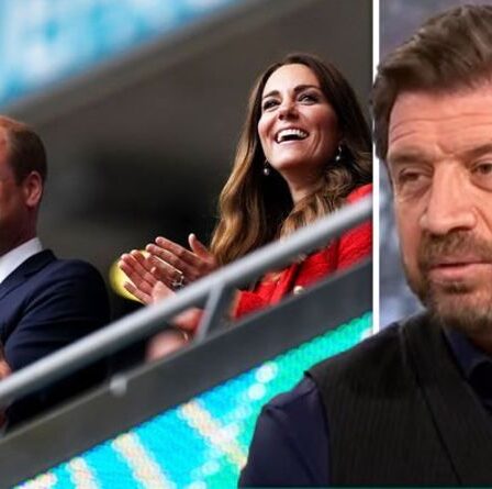 "La famille royale n'est pas une célébrité" Nick Knowles défend sa participation à la finale de l'Euro