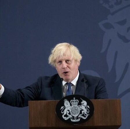 La fureur du Brexit !  Boris et l'UE ont demandé de réparer le fiasco à la frontière - Sept tests visant à rétablir la confiance