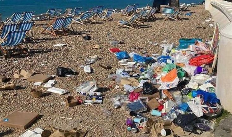La plage de Brighton laissée dans un état épouvantable après que les chercheurs de soleil se soient prélavés dans une canicule torride