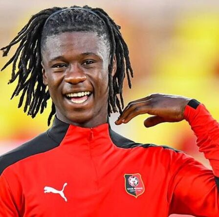 La position de Manchester United sur la précipitation du transfert d'Eduardo Camavinga émerge