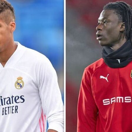 La probabilité d'un double accord entre Raphael Varane et Eduardo Camavinga à Manchester United expliquée