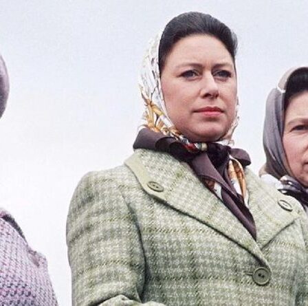 La reine protectrice est restée dans les chambres de Windsor «près» de la princesse Margaret après le divorce