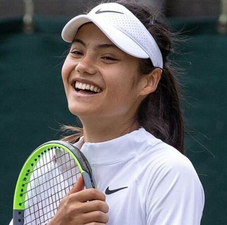 La sensation du tennis britannique Emma Raducanu s'apprête à conclure des accords d'une valeur de plusieurs millions