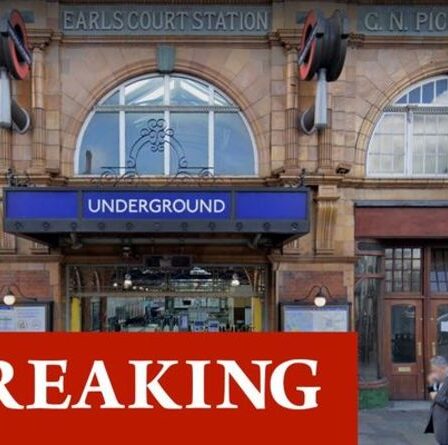 La station Earls Court de Londres FERMÉE après qu'une «alerte incendie» a déclenché une urgence – des retards dans le métro