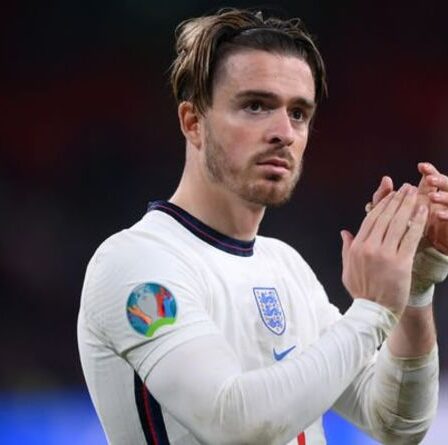 La théorie du complot de Jack Grealish émerge après que la star anglaise a riposté à Roy Keane