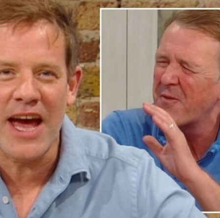« Laissez-moi rester sur le script ! »  Phil Tufnell a émis un avertissement de Matt Tebbutt après une interruption