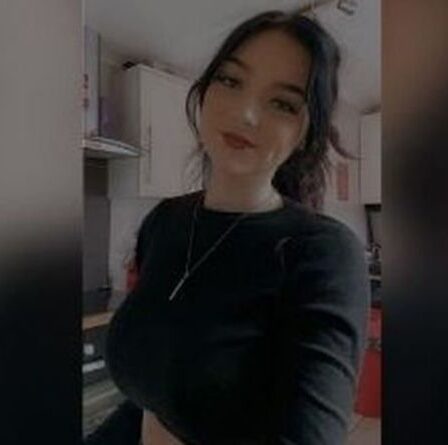 Le "fantôme" d'un homme en colère et assassiné "suit" une femme à la maison avant de "l'agresser"