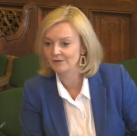 'Le meilleur dans le monde!'  Liz Truss repousse les affirmations de Remainer - "Nous n'abaissons pas les normes!"