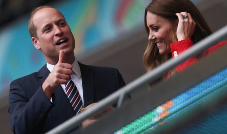 Le prince William a demandé à un adorable garçon de 7 ans s'il pouvait avoir le billet de Kate pour la finale de l'Euro