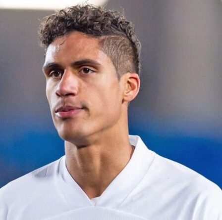 Les commentaires de Raphael Varane sur Man Utd alors que la saga des transferts du Real Madrid se termine enfin