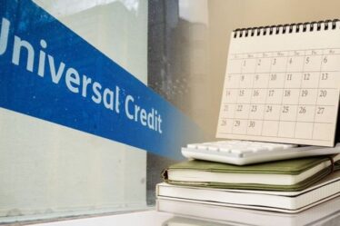 Les demandeurs de crédit universel pourraient obtenir un bonus de plus de 1 000 £ versé sur un compte bancaire