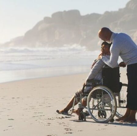 Les paiements PIP peuvent s'arrêter si vous partez en vacances à l'étranger - vérifiez vos droits