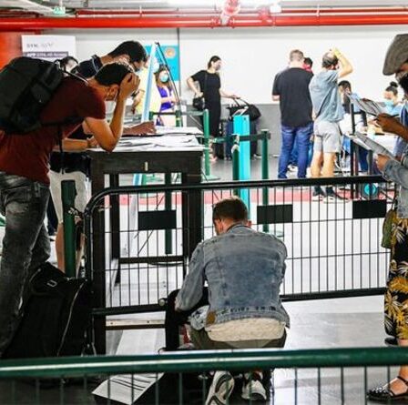 Les vacances dans les pays de la liste orange "plutôt compliquées", prévient un expert