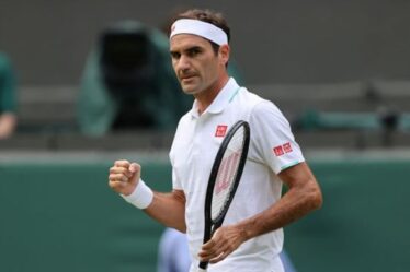 L'extatique Roger Federer met en garde Novak Djokovic après une victoire "spéciale" à Wimbledon