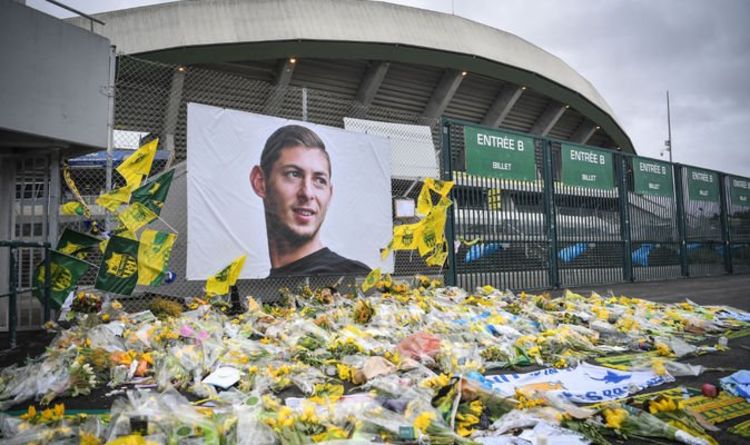 L'horreur de la famille Emiliano Sala en tant que "soeur dans un état critique après avoir tenté de se suicider"