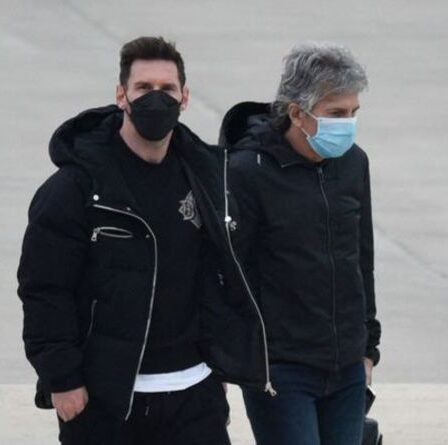 Lionel Messi pris dans une alerte à la bombe alors que le jet privé de la star de Barcelone s'est échoué en Argentine