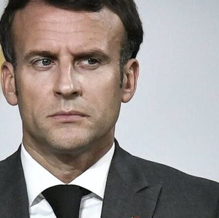 Macron «est devenu fou» alors que le président subit la fureur du verrouillage de la gauche et de la droite politiques