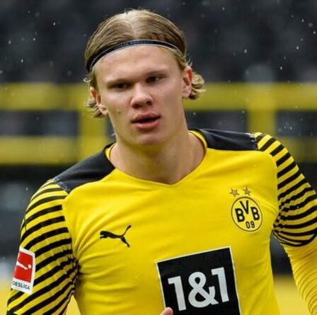 Man Utd et Chelsea ciblent Erling Haaland manque l'entraînement de Dortmund - "Déjà en Angleterre !"