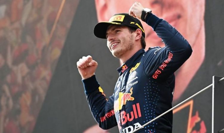 Max Verstappen "étonné" par la victoire de Red Bull au GP d'Autriche alors que son rival Lewis Hamilton se débat