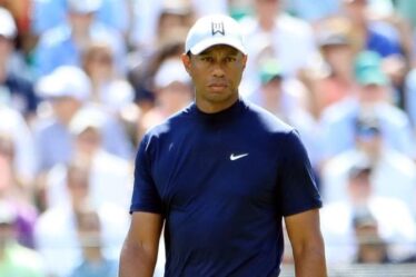 Mise à jour de Tiger Woods alors que la légende du golf met un «poids important» sur une jambe réparée chirurgicalement