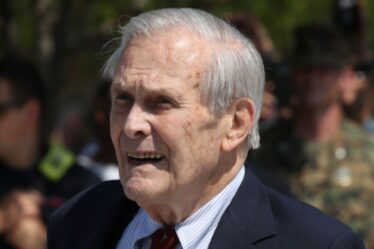 Mort de Donald Rumsfeld : le secrétaire américain à la Défense de George W Bush décède à 88 ans