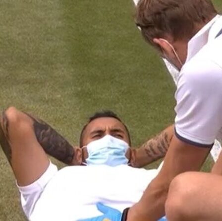 Nick Kyrgios souffre d'une blessure à Wimbledon avant d'appeler un arrêt médical
