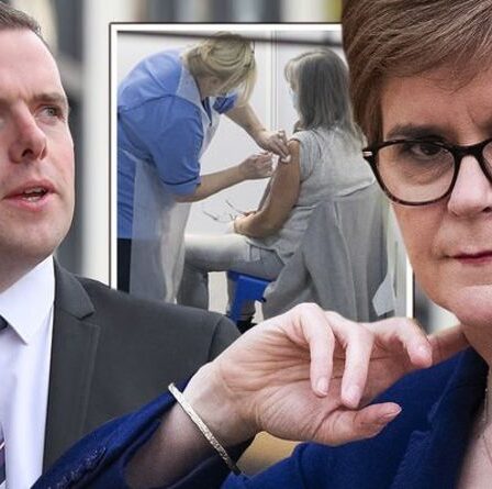 Nicola Sturgeon et le SNP "sont laissés humiliés" par l'échec à atteindre TROIS FOIS la cible des coups clés