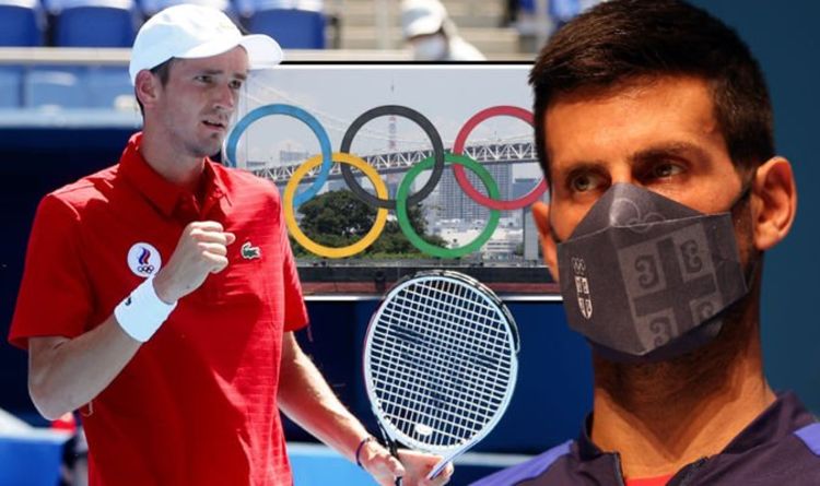 Novak Djokovic et Daniil Medvedev font exploser les chefs des Jeux olympiques alors que les stars luttent dans la chaleur de Tokyo