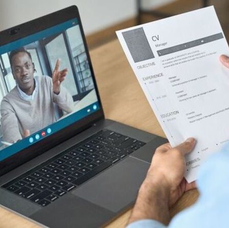 « Outil analogique dans un monde numérique » - comment mettre à jour votre CV et doubler vos chances