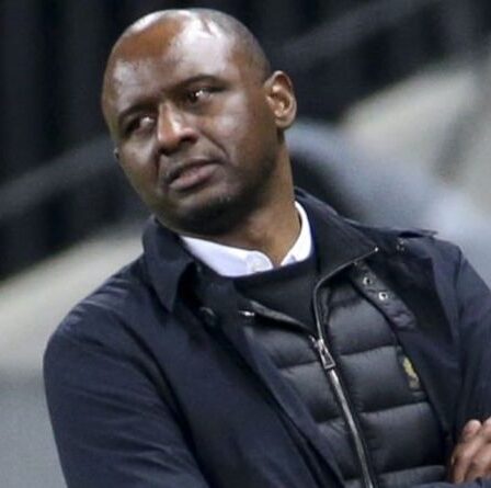 Patrick Vieira de Roy Keane se retourne contre lui alors que la légende d'Arsenal décroche un poste en Premier League