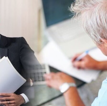 Pension d'État triple verrouillage: les paiements pourraient augmenter de 8% - Rishi Sunak est parti avec «deux choix»