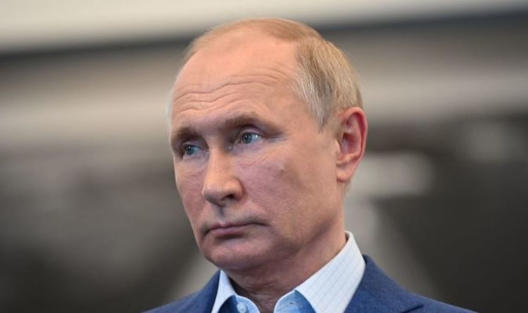 Poutine fait preuve de puissance militaire en envoyant des sous-marins nucléaires en mer Baltique après un affrontement avec la marine britannique