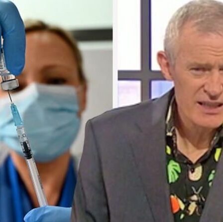 « Rien à voir avec ça ! »  Vine coupe l'anti-vaxxer avec allergie aux noix pour avoir refusé le jab