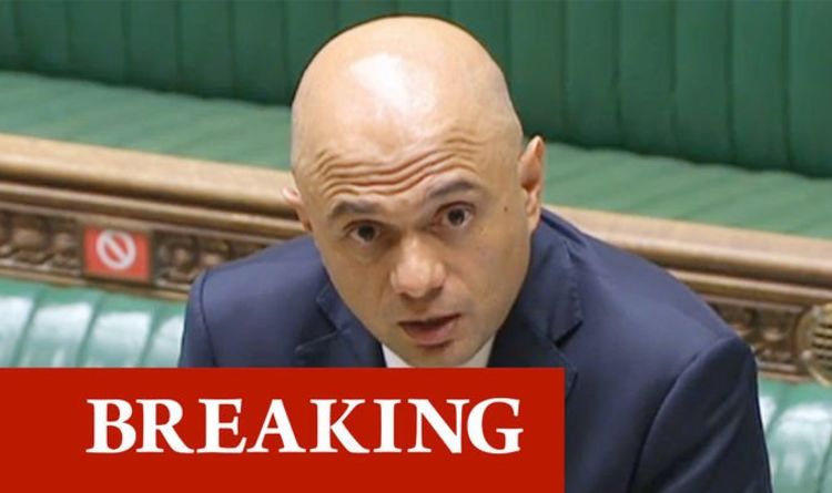 Sajid Javid s'excuse et supprime un tweet après avoir dit que les gens ne devraient pas se « recroqueviller » devant Covid