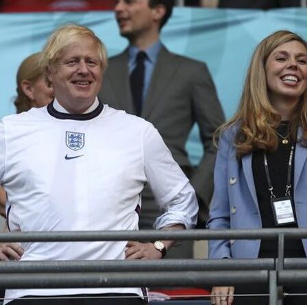 Secoué, l'Italie ?  Un journal basé à Milan laisse entendre que Boris a ACHETÉ le succès de l'Angleterre à l'Euro 2020